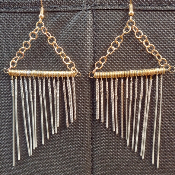 Jewelry - handmade lunatic fringe guitar string earrings